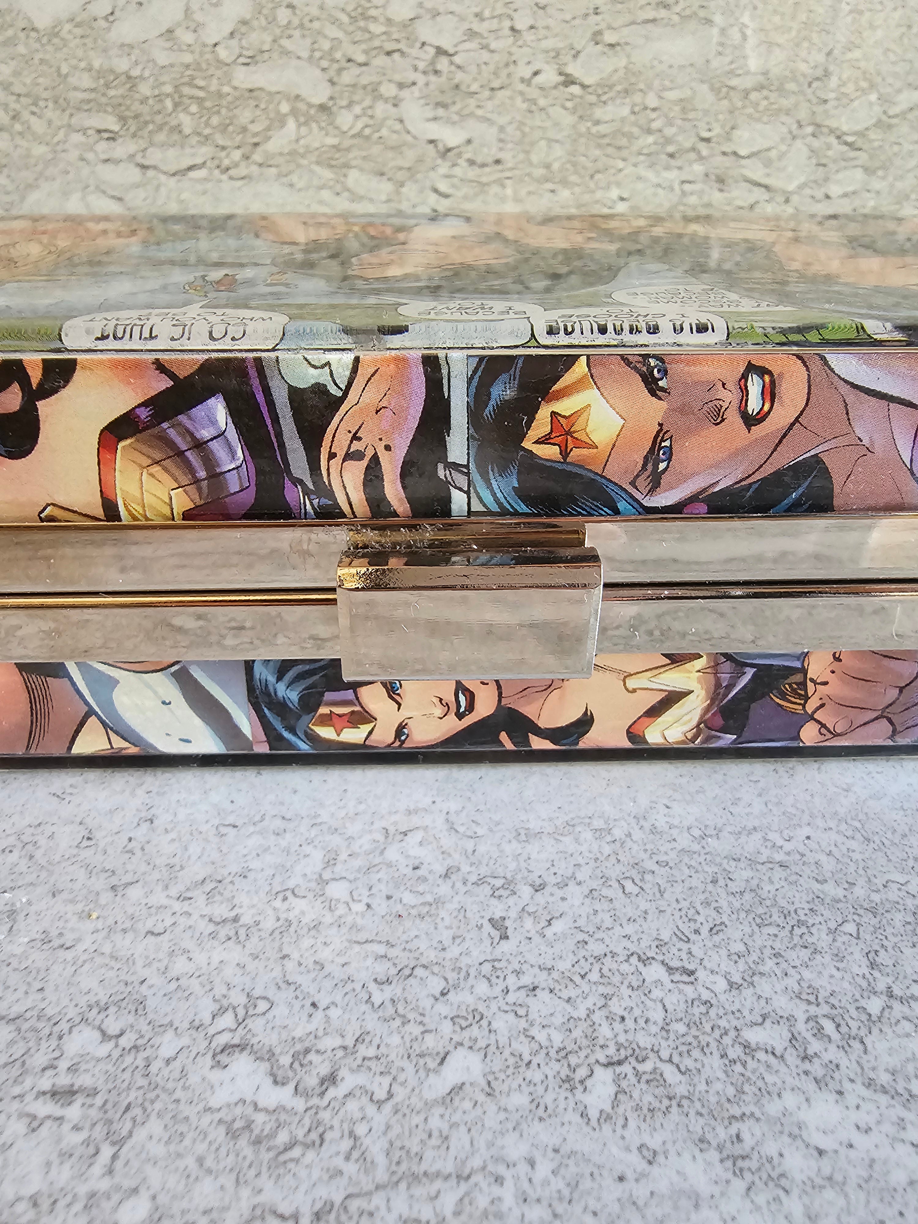 Wonder Woman Clutch Bag